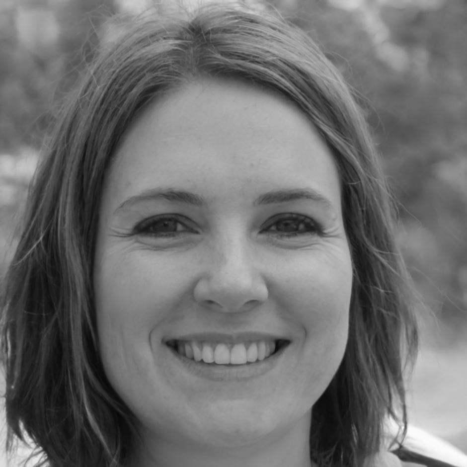 Експерт з історії гімнастики аналізує статистичні дані розвитку спорту